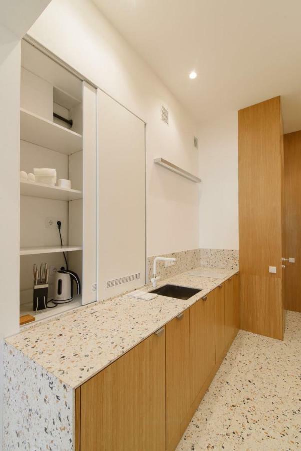 Sunrise Apartment Lviv Exterior photo