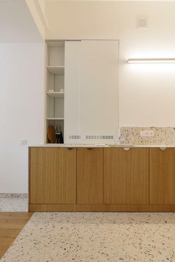 Sunrise Apartment Lviv Exterior photo